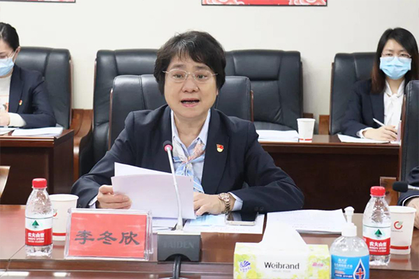 李冬欣到广晟有色调研并慰问困难职工_图2.jpg