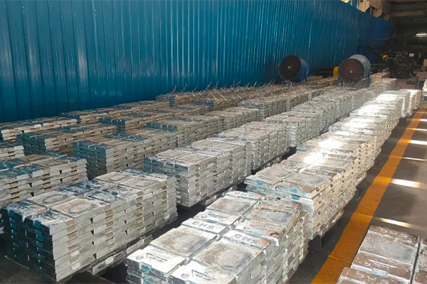 广晟集团控股上市公司中金岭南韶关冶炼厂精锌产品再添新丁.jpg