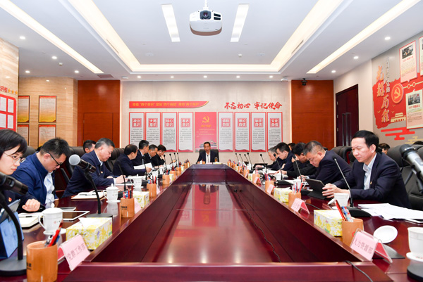 贝斯特bst游戏集团召开党委（扩大）会议 专题传达学习省委十三届四次全会暨省委经济工作会议精神.jpg
